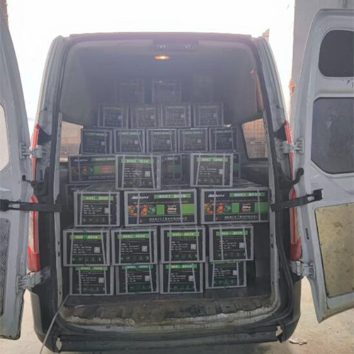 公司為客戶(hù)送貨上門(mén)1 公司為客戶(hù)送貨上門(mén)1